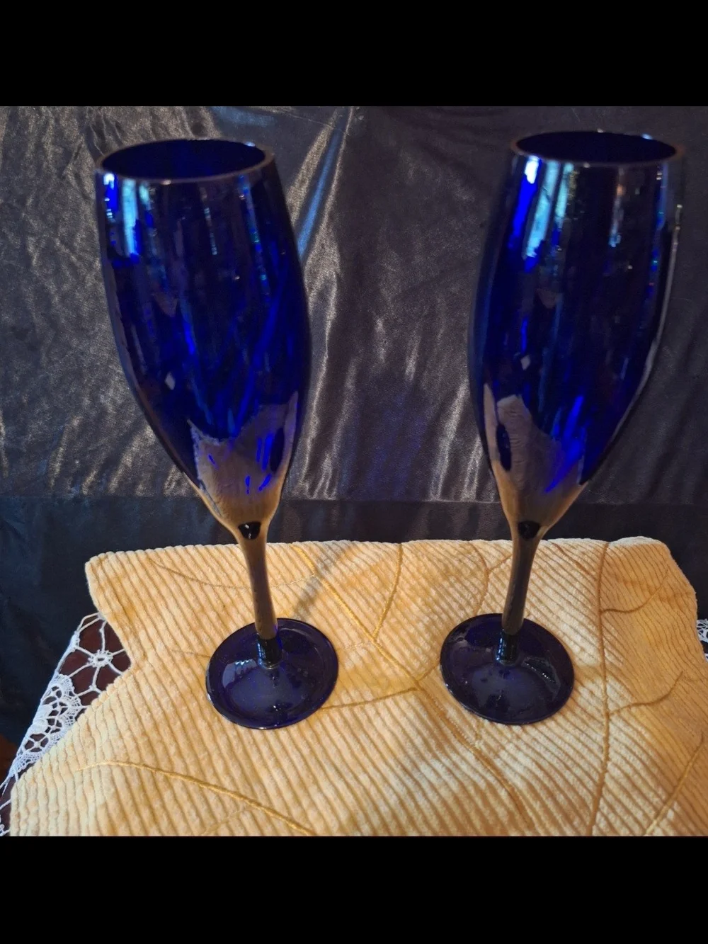 Elegant Vintage Libbey Cobalt Blue Champagne Flutes - Set of 2
